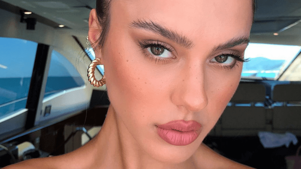 Top 5 Spring Makeup Trends 2021